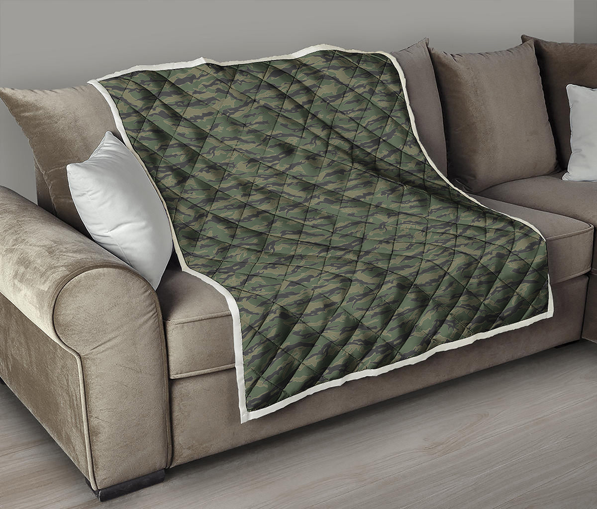 Green Tiger Stripe Camouflage Print Quilt