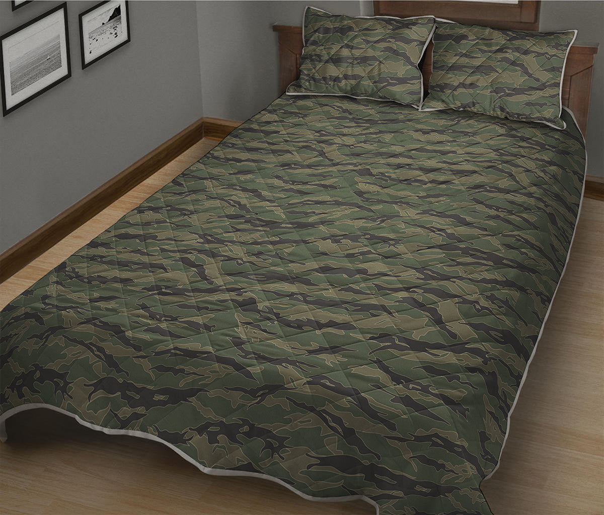 Green Tiger Stripe Camouflage Print Quilt Bed Set