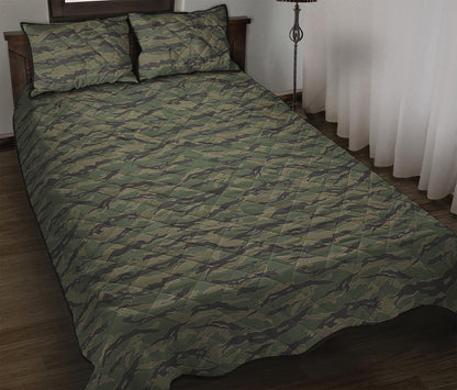 Green Tiger Stripe Camouflage Print Quilt Bed Set