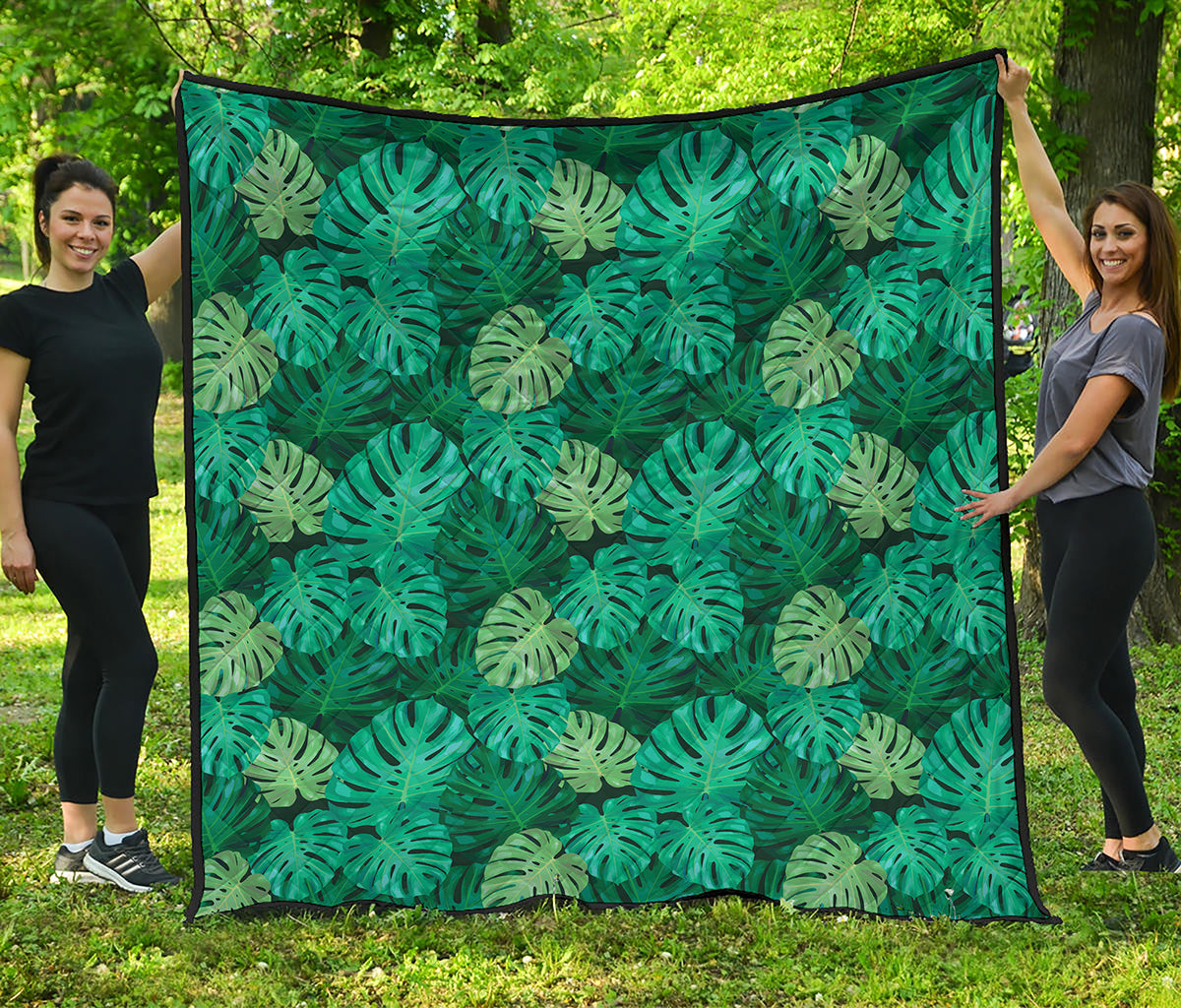 Green Tropical Monstera Pattern Print Quilt
