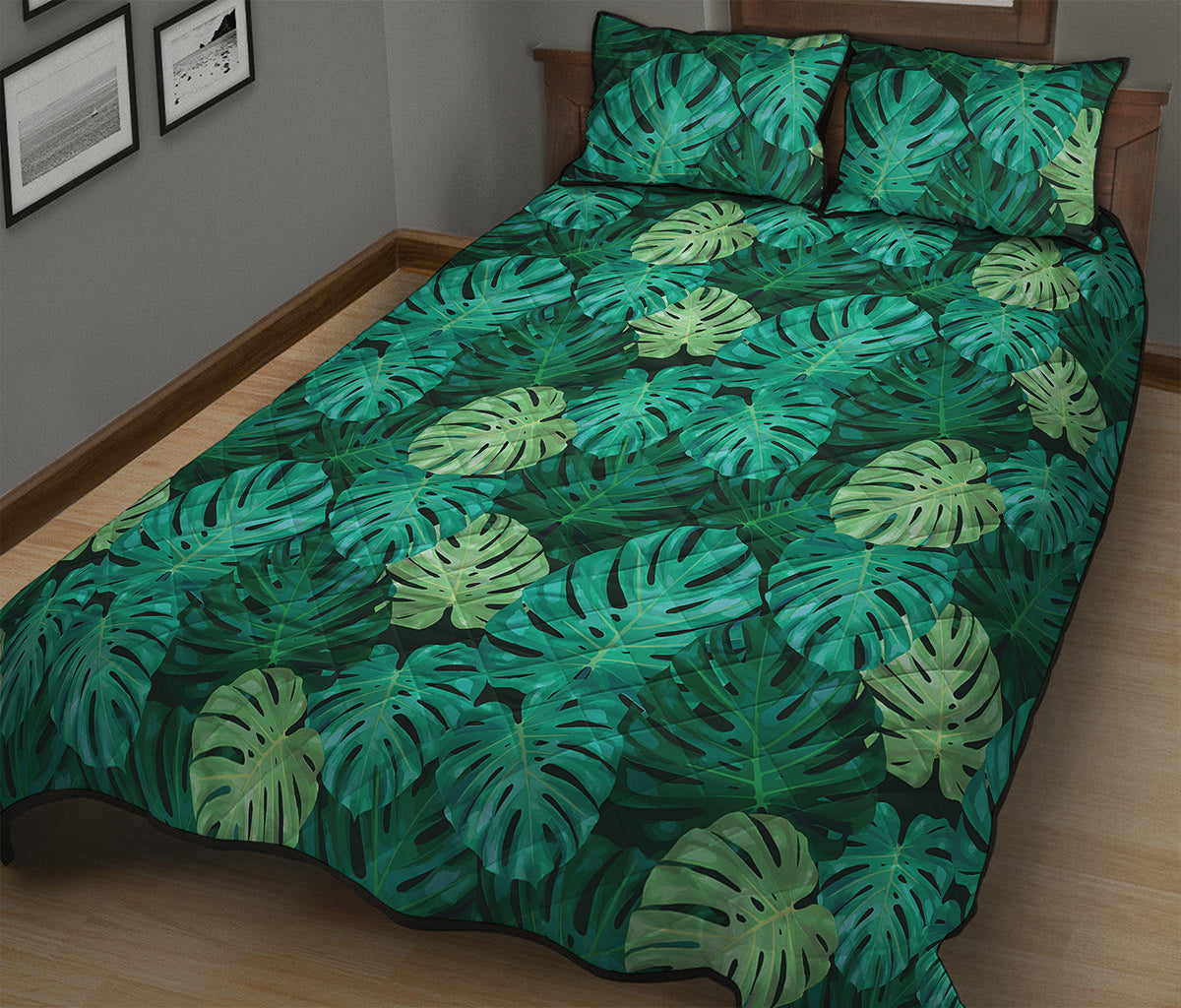 Green Tropical Monstera Pattern Print Quilt Bed Set