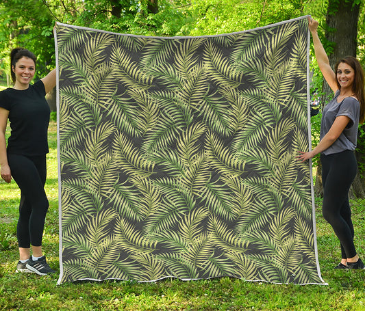 Green Tropical Palm Leaf Pattern Print Quilt
