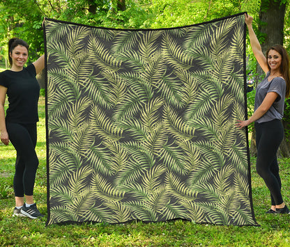 Green Tropical Palm Leaf Pattern Print Quilt
