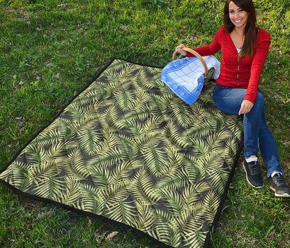 Green Tropical Palm Leaf Pattern Print Quilt