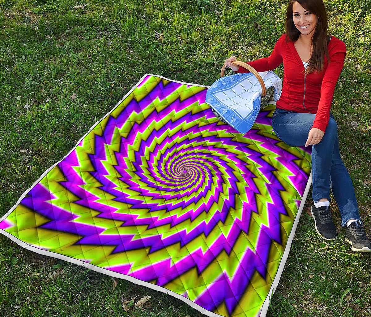 Green Twisted Moving Optical Illusion Quilt
