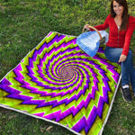 Green Twisted Moving Optical Illusion Quilt
