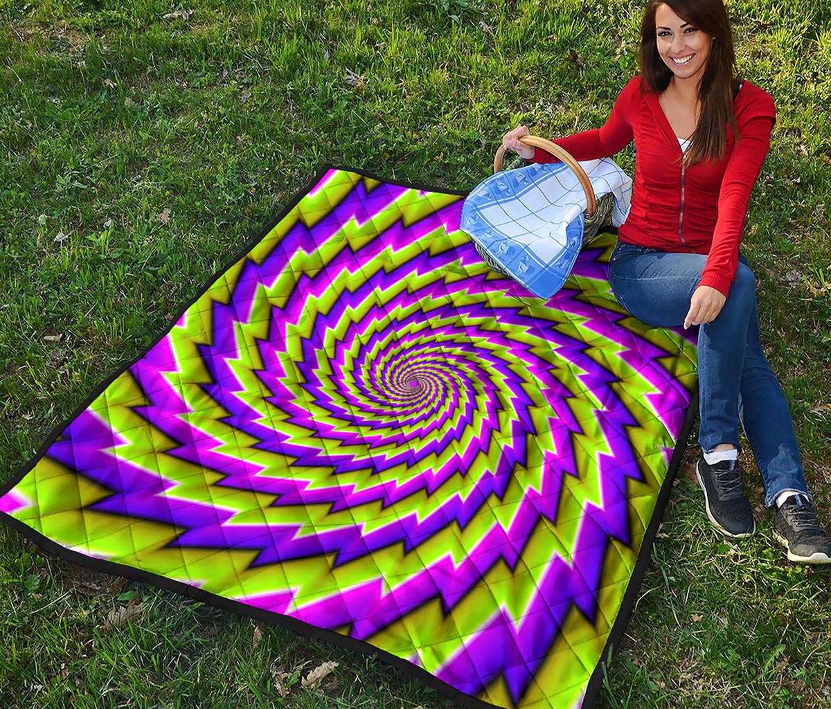 Green Twisted Moving Optical Illusion Quilt