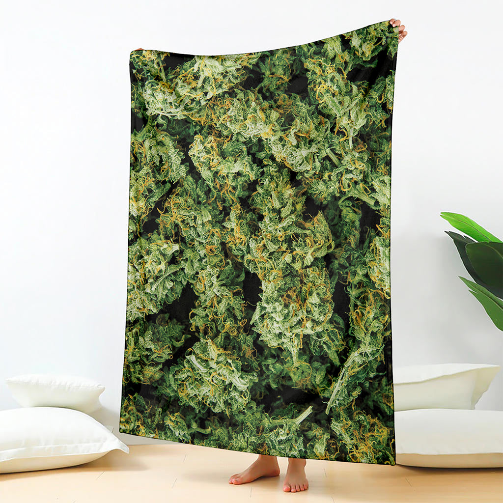 Green Weed Print Blanket