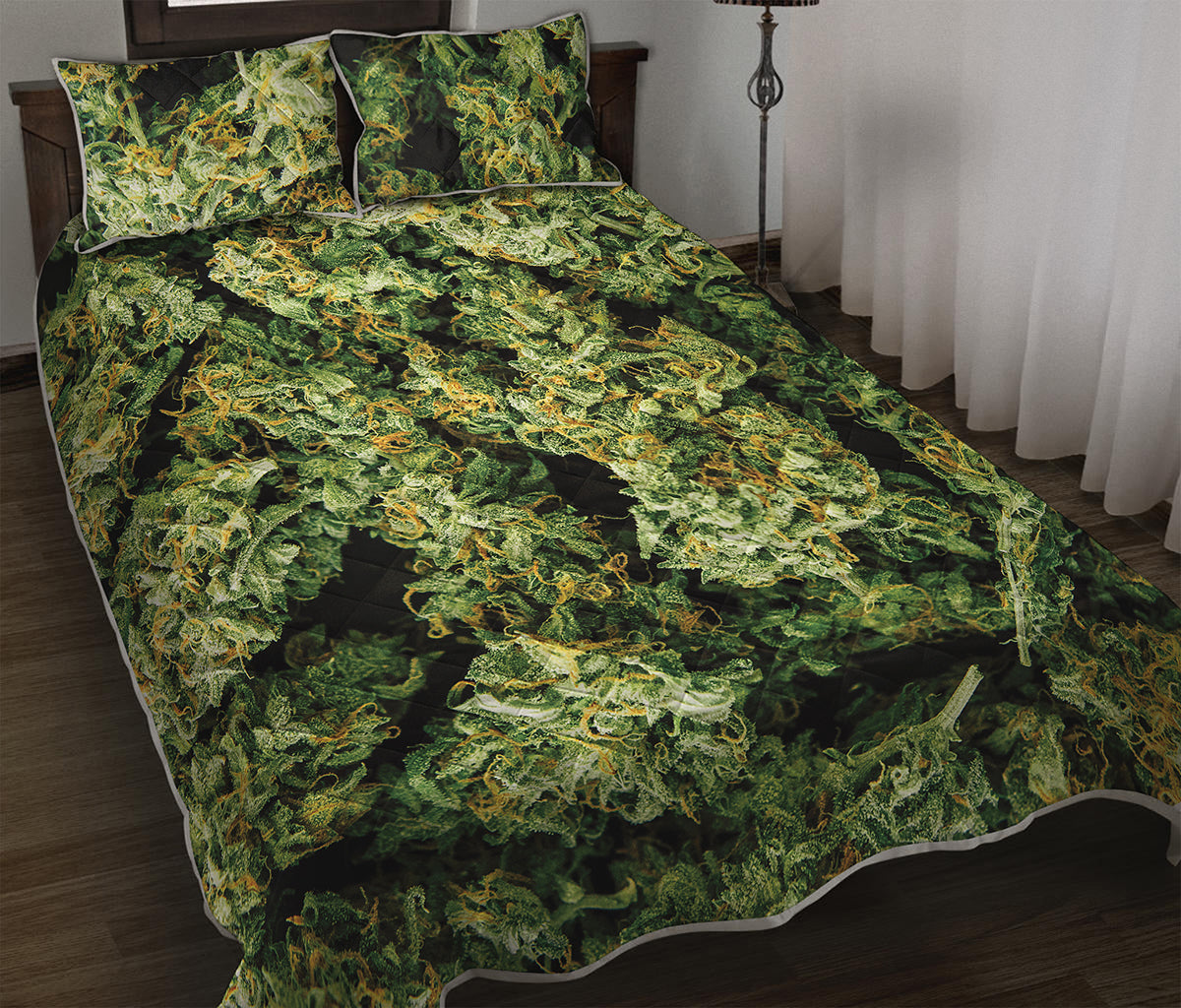 Green Weed Print Quilt Bed Set