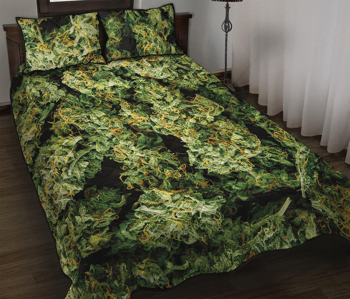 Green Weed Print Quilt Bed Set
