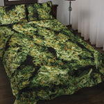 Green Weed Print Quilt Bed Set