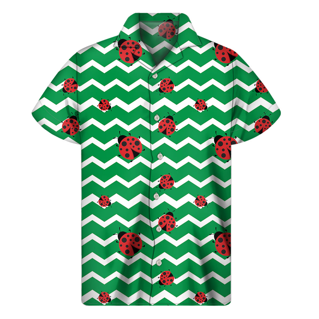 Green Zigzag Ladybird Pattern Print Men's Short Sleeve Shirt