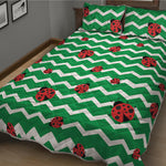 Green Zigzag Ladybird Pattern Print Quilt Bed Set
