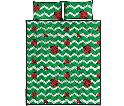 Green Zigzag Ladybird Pattern Print Quilt Bed Set