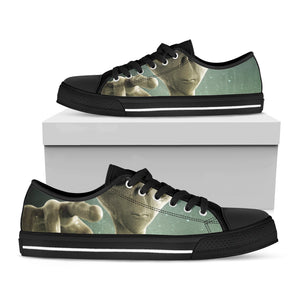 Grey Alien 3D Print Black Low Top Shoes