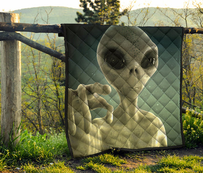 Grey Alien 3D Print Quilt