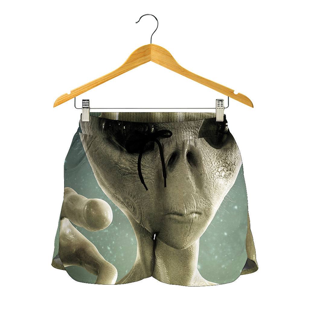 Grey Alien 3D Print Women's Shorts