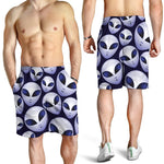 Grey Alien Face Pattern Print Men's Shorts