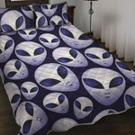 Grey Alien Face Pattern Print Quilt Bed Set