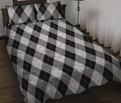Grey And Black Argyle Pattern Print Quilt Bed Set