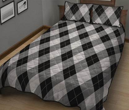 Grey And Black Argyle Pattern Print Quilt Bed Set