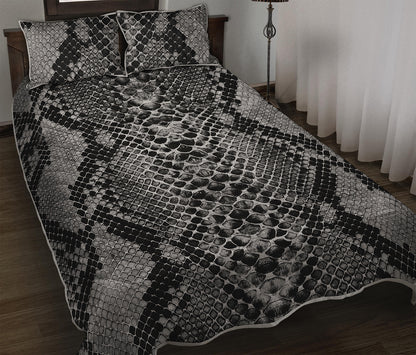 Grey And Black Snakeskin Print Quilt Bed Set