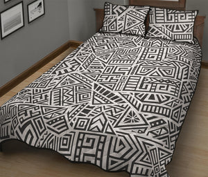 Grey And White Aztec Pattern Print Quilt Bed Set