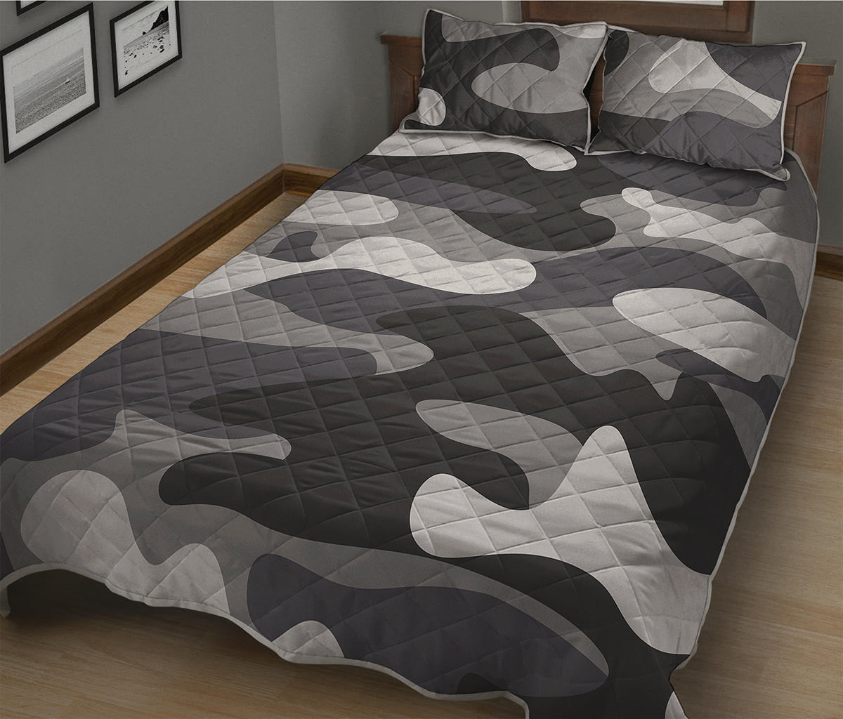 Grey And White Camouflage Print Quilt Bed Set
