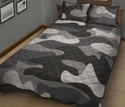 Grey And White Camouflage Print Quilt Bed Set