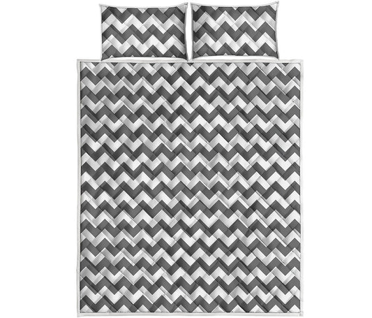 Grey And White Chevron Pattern Print Quilt Bed Set