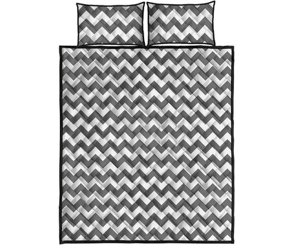 Grey And White Chevron Pattern Print Quilt Bed Set