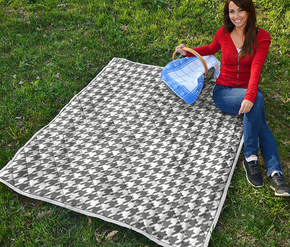 Grey And White Houndstooth Pattern Print Quilt
