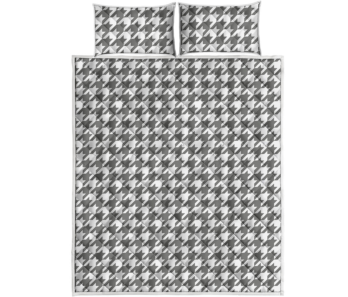 Grey And White Houndstooth Pattern Print Quilt Bed Set