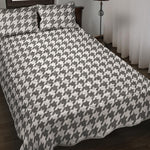 Grey And White Houndstooth Pattern Print Quilt Bed Set