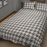 Grey And White Houndstooth Pattern Print Quilt Bed Set