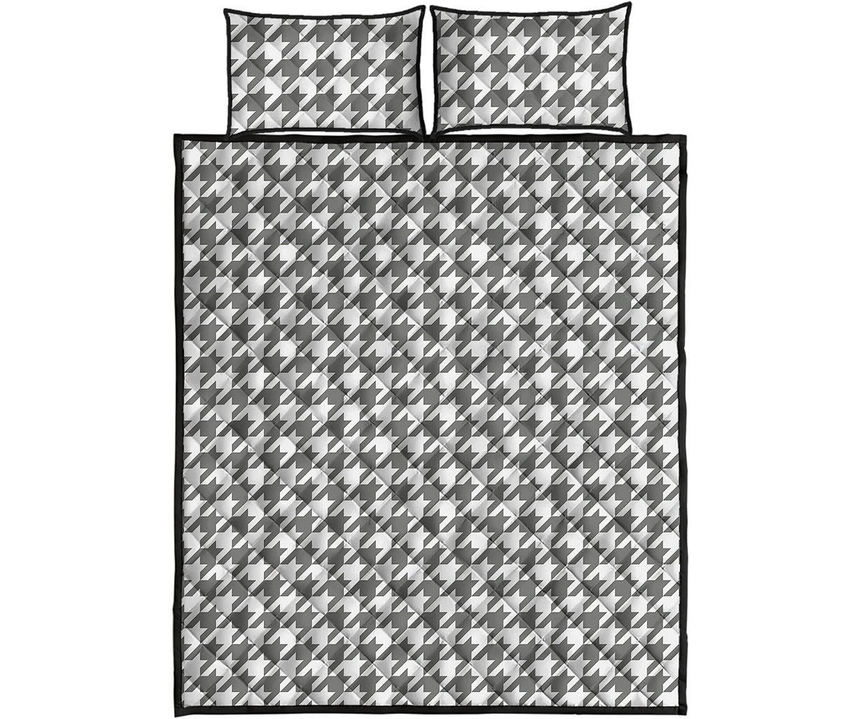 Grey And White Houndstooth Pattern Print Quilt Bed Set