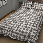 Grey And White Houndstooth Pattern Print Quilt Bed Set
