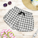 Grey And White Houndstooth Pattern Print Women's Shorts