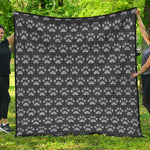 Grey And White Paw Knitted Pattern Print Quilt