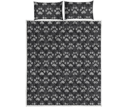 Grey And White Paw Knitted Pattern Print Quilt Bed Set