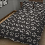 Grey And White Paw Knitted Pattern Print Quilt Bed Set