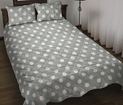 Grey And White Polka Dot Pattern Print Quilt Bed Set