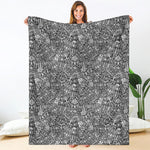 Grey And White Totem Pattern Print Blanket