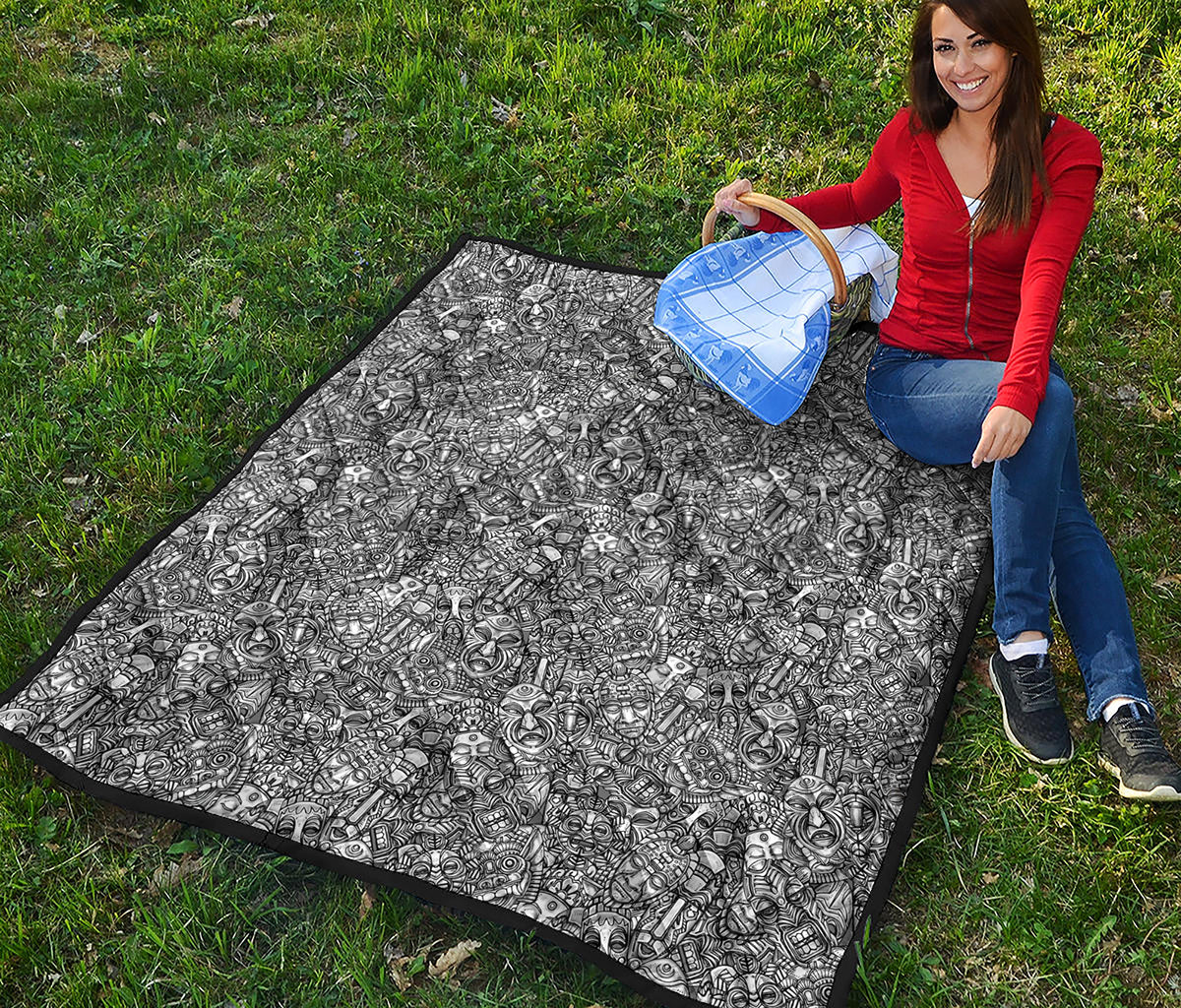 Grey And White Totem Pattern Print Quilt