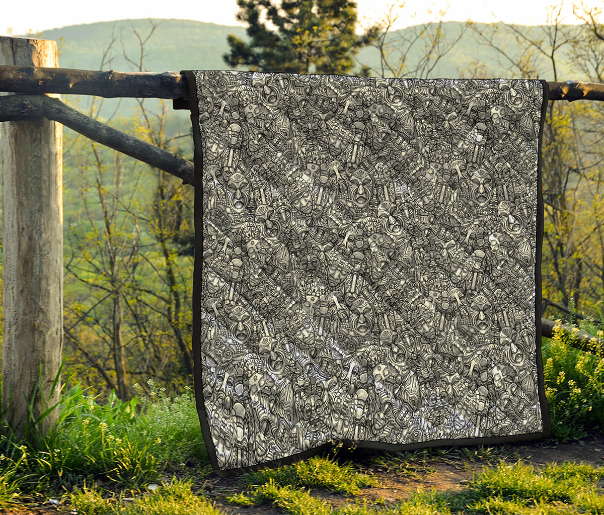 Grey And White Totem Pattern Print Quilt