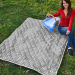 Grey And White Zigzag Pattern Print Quilt