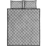 Grey And White Zigzag Pattern Print Quilt Bed Set