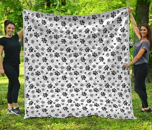 Grey Animal Paw Pattern Print Quilt