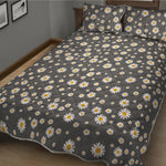Grey Daisy Floral Pattern Print Quilt Bed Set