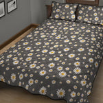 Grey Daisy Floral Pattern Print Quilt Bed Set